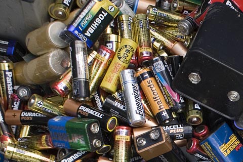 旧蓄电池回收价格_锂电池回收多少钱_废镍镉电池回收